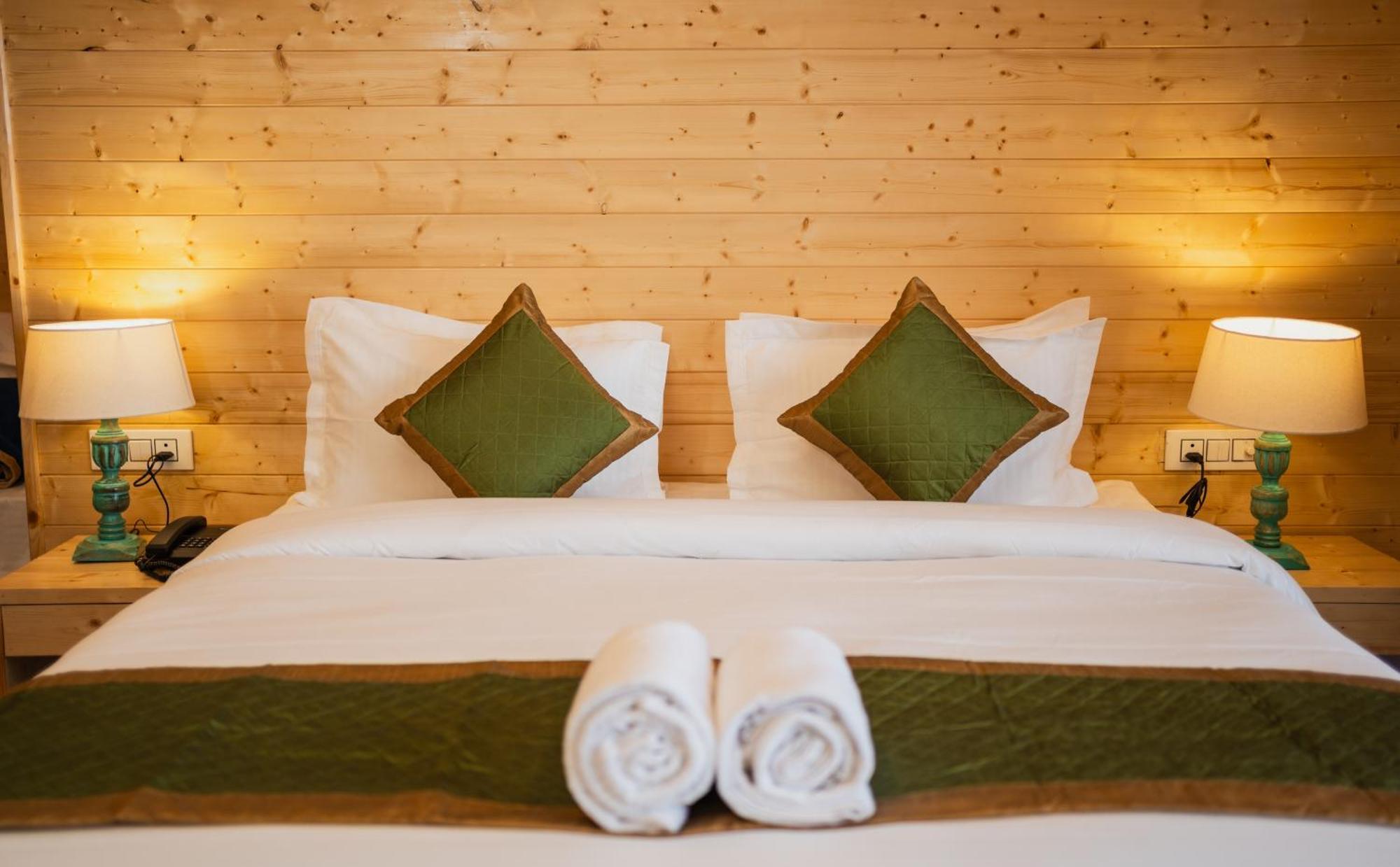 Sansa By The Woods - Manor&Spa Mussoorie Buitenkant foto